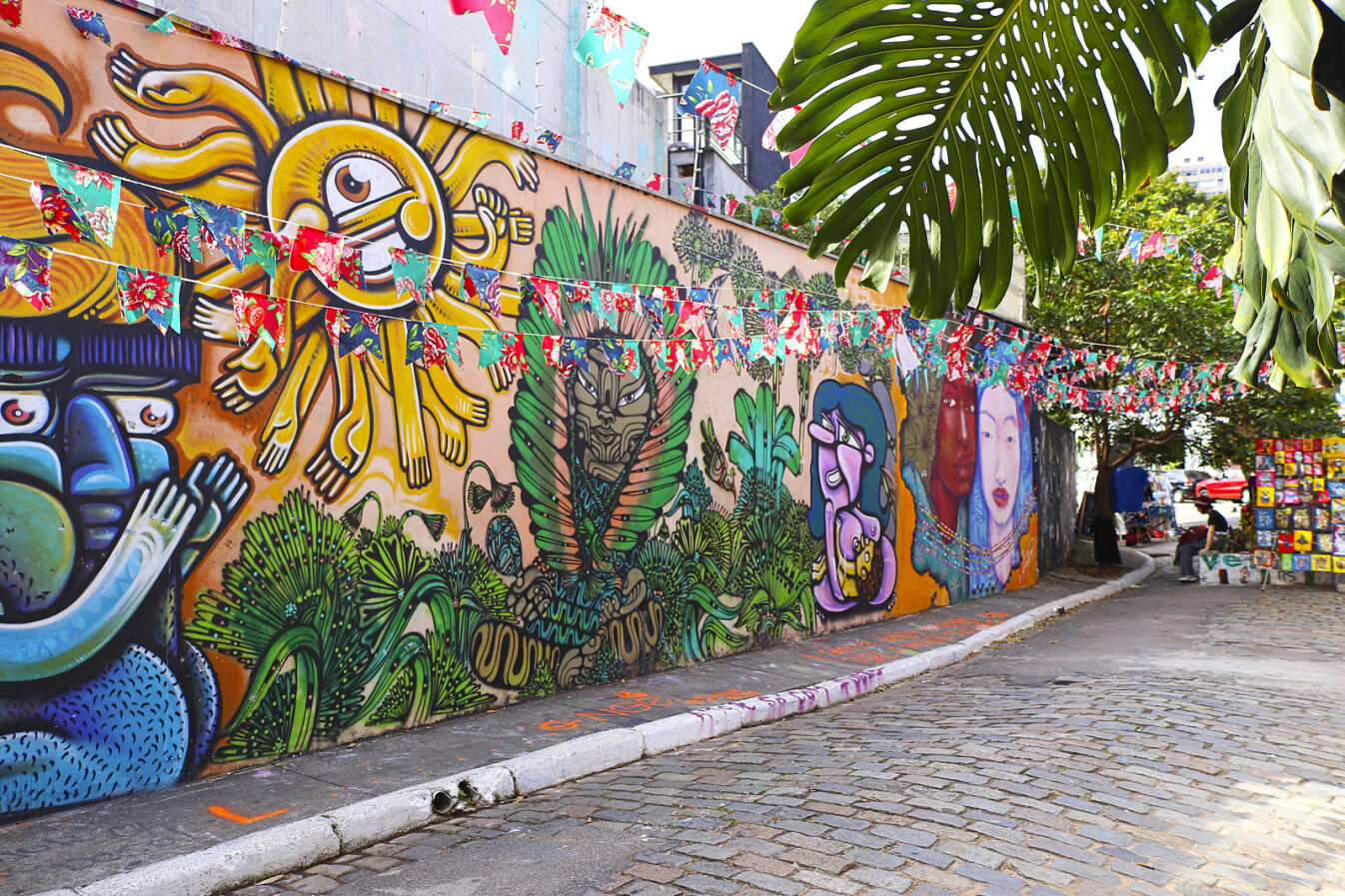 A mural along a fence in the City of São Paulo